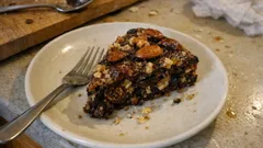 Pizza di fichi marchigiana: il dolce delle feste con fichi secchi e frutta secca