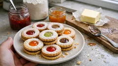 Biscotti occhi di bue fatti in casa: frolla friabile e ripieno a scelta