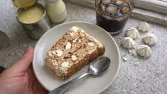 Meringata gelato al caffè senza gelatiera: pochi ingredienti, effetto wow in freezer