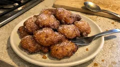 Frittelle di castagne veloci: pronte in pochi minuti e dorate al punto giusto