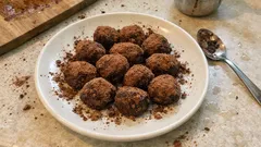 Tartufi al cioccolato senza cottura: 2 ingredienti e pronti in 10 minuti