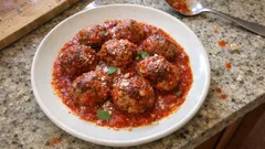 Polpette al sugo morbide e saporite: la rosolatura che rende il sugo più ricco