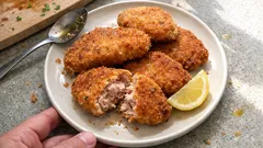 Cotolette di tonno croccanti e leggere: in padella, al forno o in friggitrice ad aria