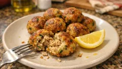 Polpette di tonno e zucchine in friggitrice ad aria: croccanti fuori, morbide dentro